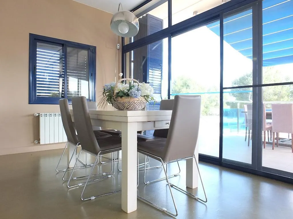 Villa Violeta 라메틀라 데 마르 0*,
